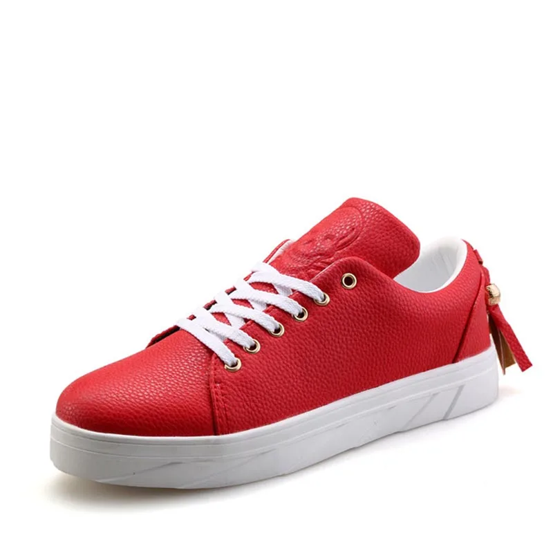 

Winter Men's Skateboarding Shoes PU Leather Anti Slippery Outdoor Sport Shoes Student Skull Street Basketball Vintage Sneakers