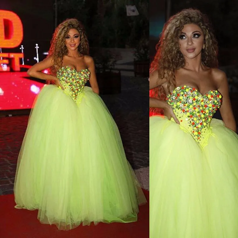 Принцесса Бальное платье Myriam Fares Знаменитости Платья Светло-Зеленый Тюль Red Carpet Платья С Кристалл Vestidos de la celebridad