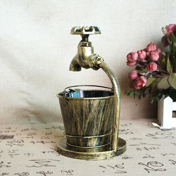 Vintage wrought iron bird deer head faucet chicken claw shape bar props ornaments ashtray cigar ashtray  creative ashtray