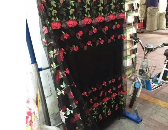 Тяжелые Корейский Чистая Пряжа роза Вышивка Винтаж выгравировать ткани двустороннего позиционирования Платье с цветочным рисунком платье ткани