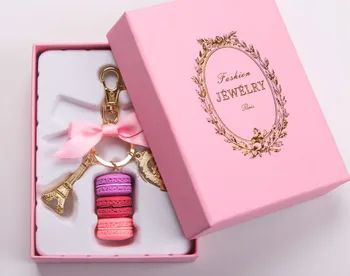 

Keychains Effiel Tower Macarons Ribbon Woman Luxury Macarons Cake Keychain on Bag Charm Handbag Charms Car Keychain Gift Box