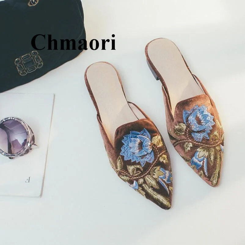 

2018 Spring and summer Muller shoes retro gold velvet handmade embroidery half slippers female baotou pointed flat women's shoes