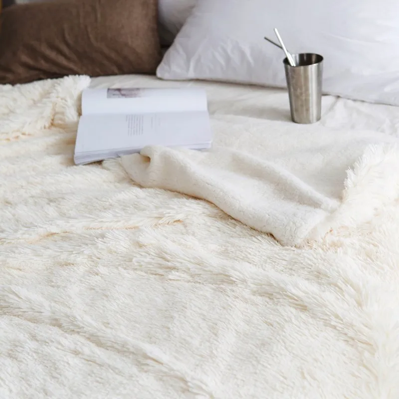 conew_faux fur blanket (19)