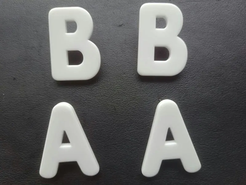 (4)