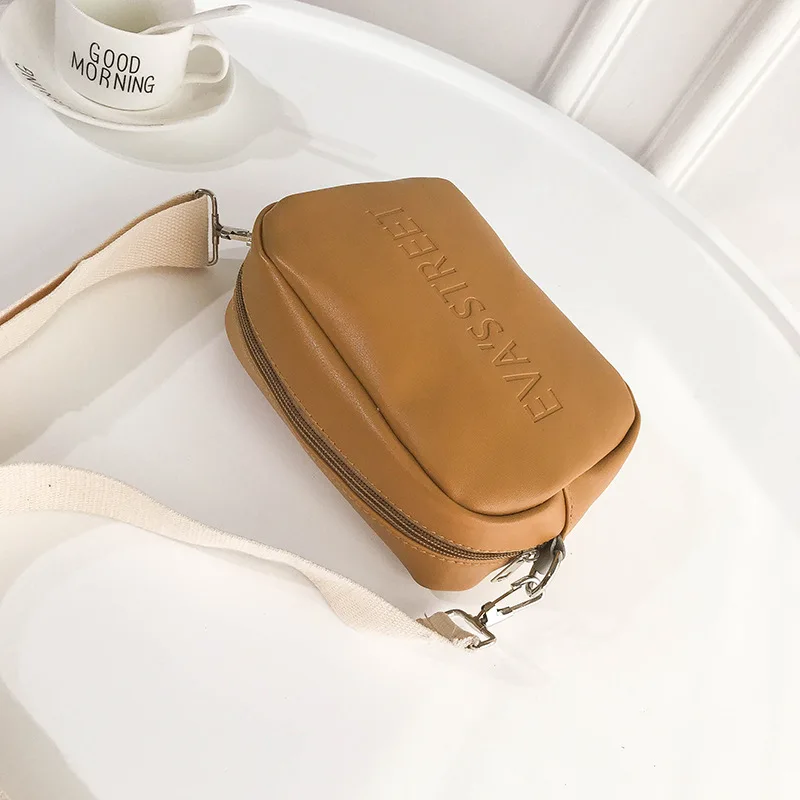 

2019 new leather ladies bag ladies shoulder Messenger bag handbags letter flip simple fashion female Messenger bag