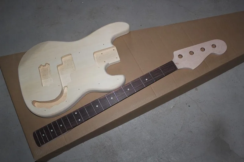 Factory Custom Natural Wood Color 4 Strings Electric Guitar with