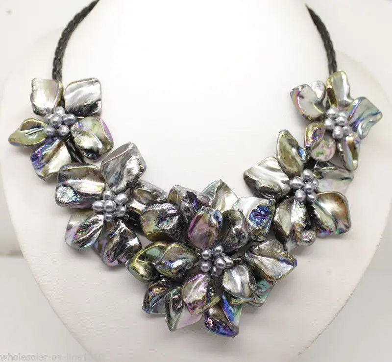 

Hot sale new Style >>>>>Pretty Black pearl & shell mother of pearl 5 flower pendant necklace 18