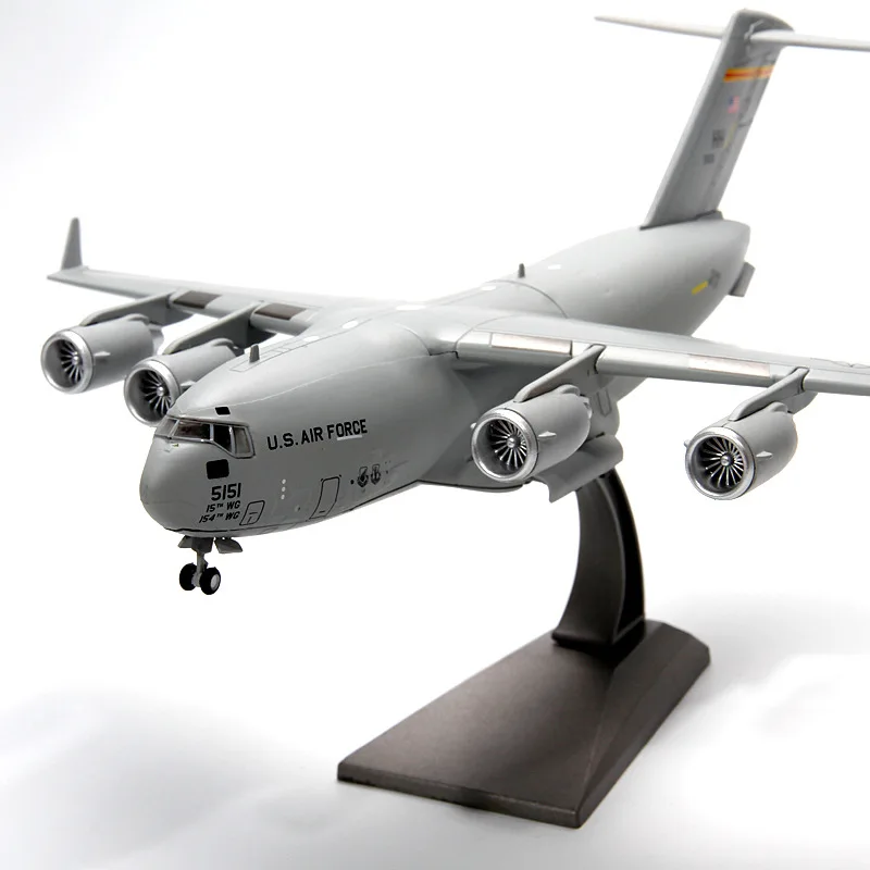 

Terebo 1/200 Scale Military Model Toys USAF C-17 Globemaster III Tactical Transport Aircraft Diecast Metal Plane Model Toy
