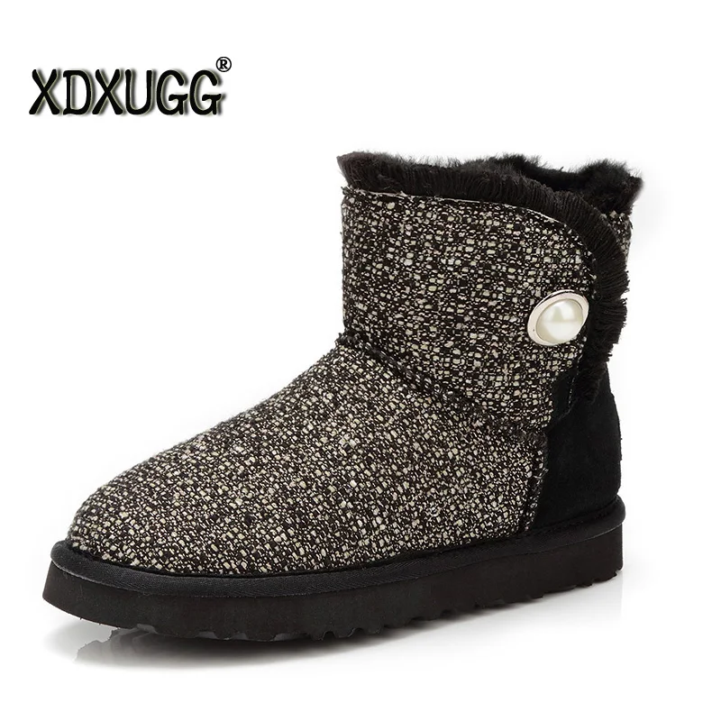 

2018 autumn and winter new / sheep skin wool snow boots / big yards female buckle with short boots / free shipping