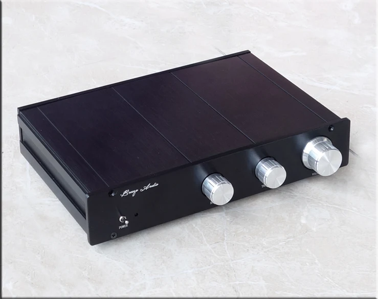 

2 frequency divider / pre-amplifier