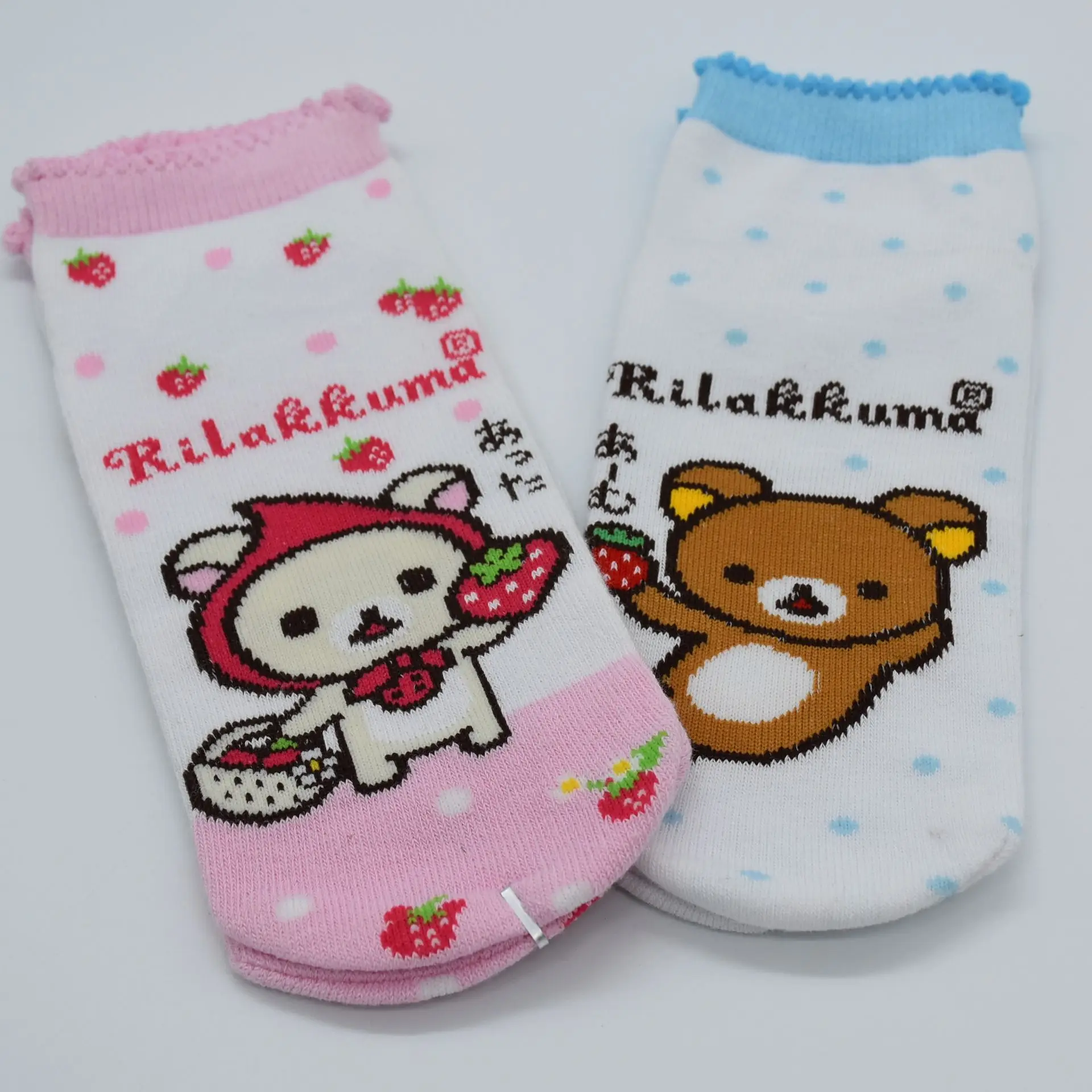 Носки с принтом «Rilakkuma» с рисунком из мультфильма «клубника»; милые забавные женские хлопковые носки; мягкие удобные дышащие весенние