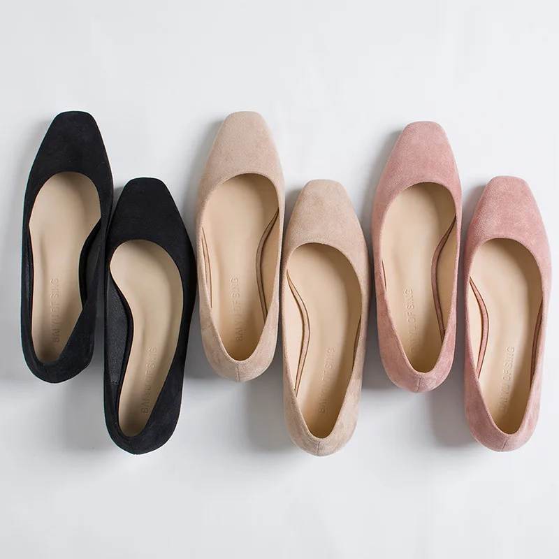 

2019 spring new fashion simple solid color low heel shoes women comfortable wild professional casual shoes.