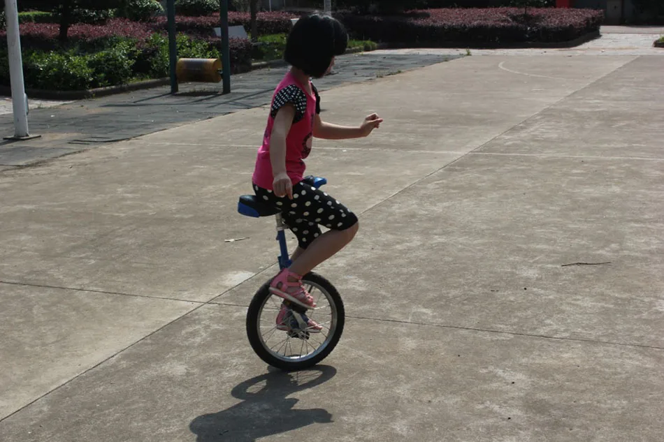 Perfect 16 inch Single Wheel Bike Aluminum Rings Wheelbarrow Shoulder Wheel Single Wheel Bicycle One Wheeled Bicycle 11 Perfect 16 inch Single Wheel Bike Aluminum Rings Wheelbarrow Shoulder Wheel Single Wheel Bicycle One Wheeled Bicycle 11