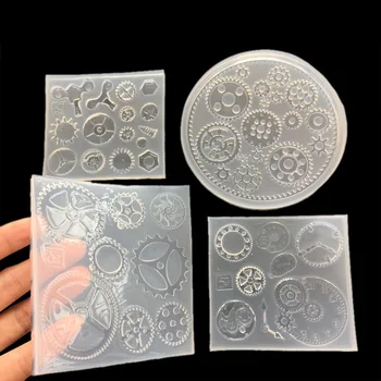 

Mirror size gear dripping mold