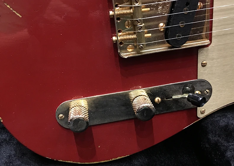 ,classical  electric Guitar relics by hands.support customization. 100% handmade guitar electric guitar 