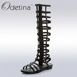 Odetina 2017 бренд плюс Размеры пикантные черные сапоги летние сандалии в гладиаторском стиле Для женщин до колена на плоской подошве sandalias Botas