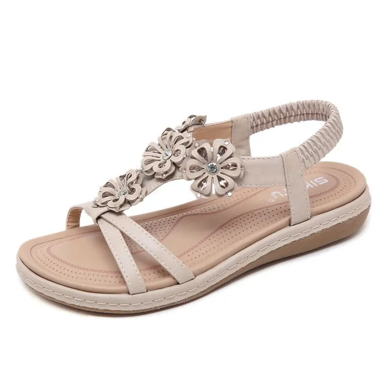 

2019 summer new style simple and simple solid color sandals comfortable flower decoration Roman style women's shoes.