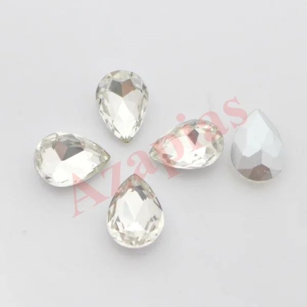 M01 crystal white