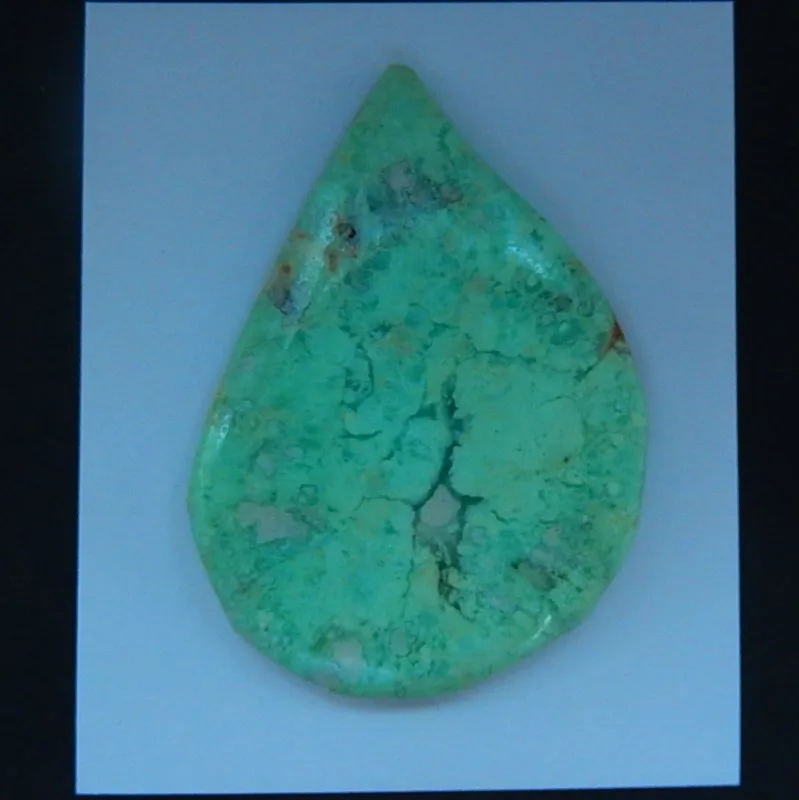 

Wholesale gemstone,Semiprecious stone jewelry.Natural Chrysoprase fashion pendant Jewelry Cabochon,35x50x6mm,14.2g