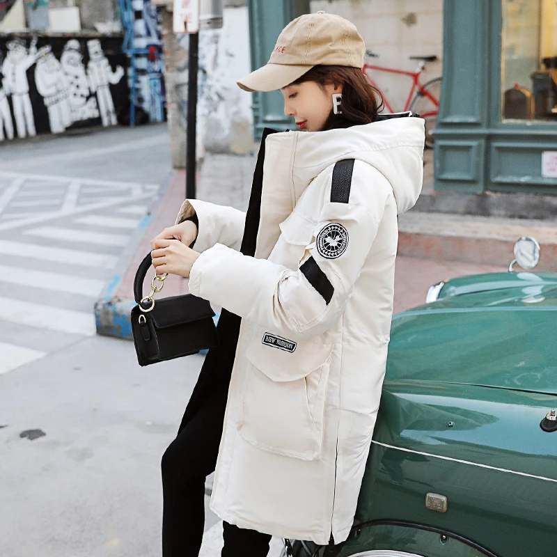 Cena Nowy projekt 2019 kobiety kurtka zimowa moda luźne z kapturem kobiet długi płaszcz bawełny wyściełane Oversize Parka