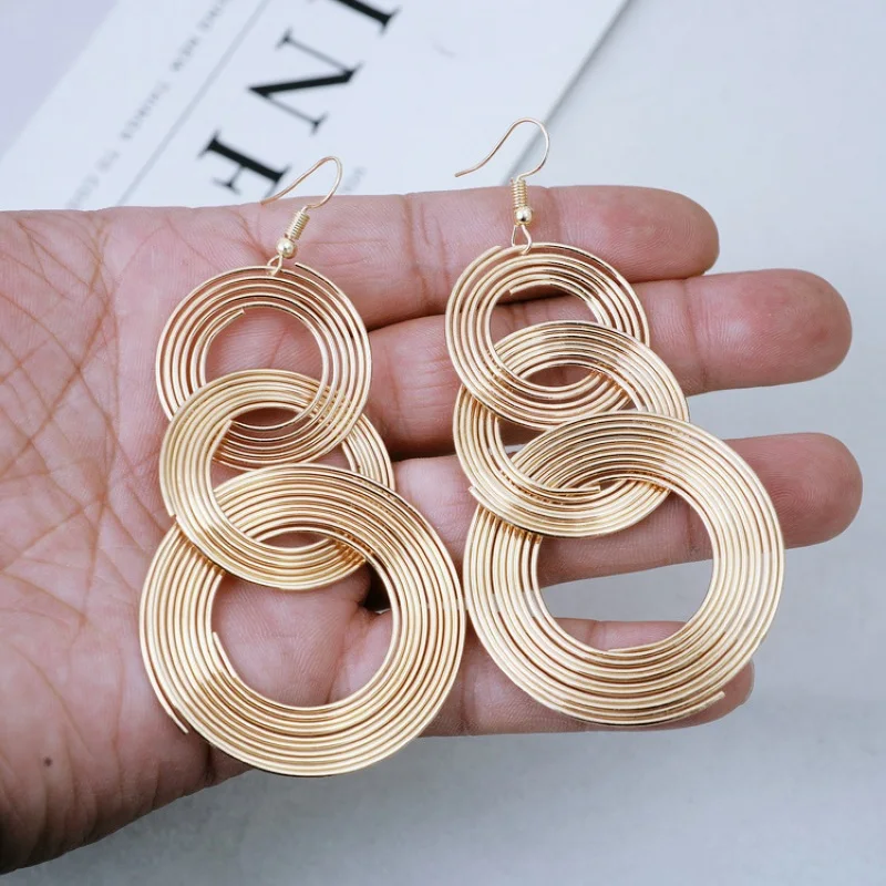 Download Original Exaggerated Geometric Multi layer Metal Circle ...