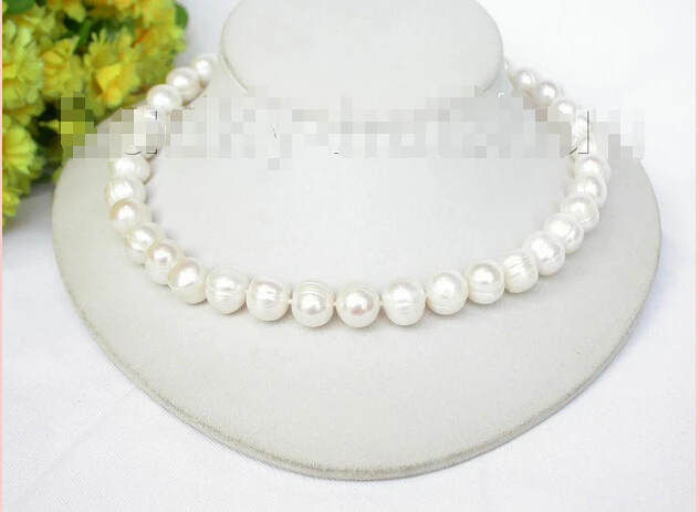 

Free shipping >>>>>>Baroque 12mm round white pearl necklace 925sc clasp
