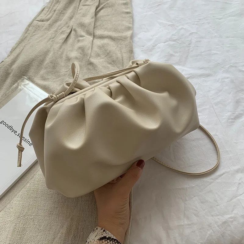 

2019 New Ladies Dumplings Package Simple Solid Color Handbag Fashion Trend Wild Personality Shoulder Messenger Bag Purse