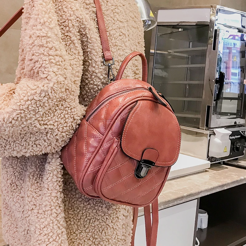 

Backpack bag small bag female 2019 new wild rhombic embroidery thread small fragrance student bag backpack W352