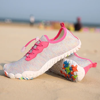 

2019 Aqua Shoes Quick-drying Women Sneaker Swimming Slippers Rubber Water Shoes For The Beach Wading Boots Swim Ladies Shoe sea