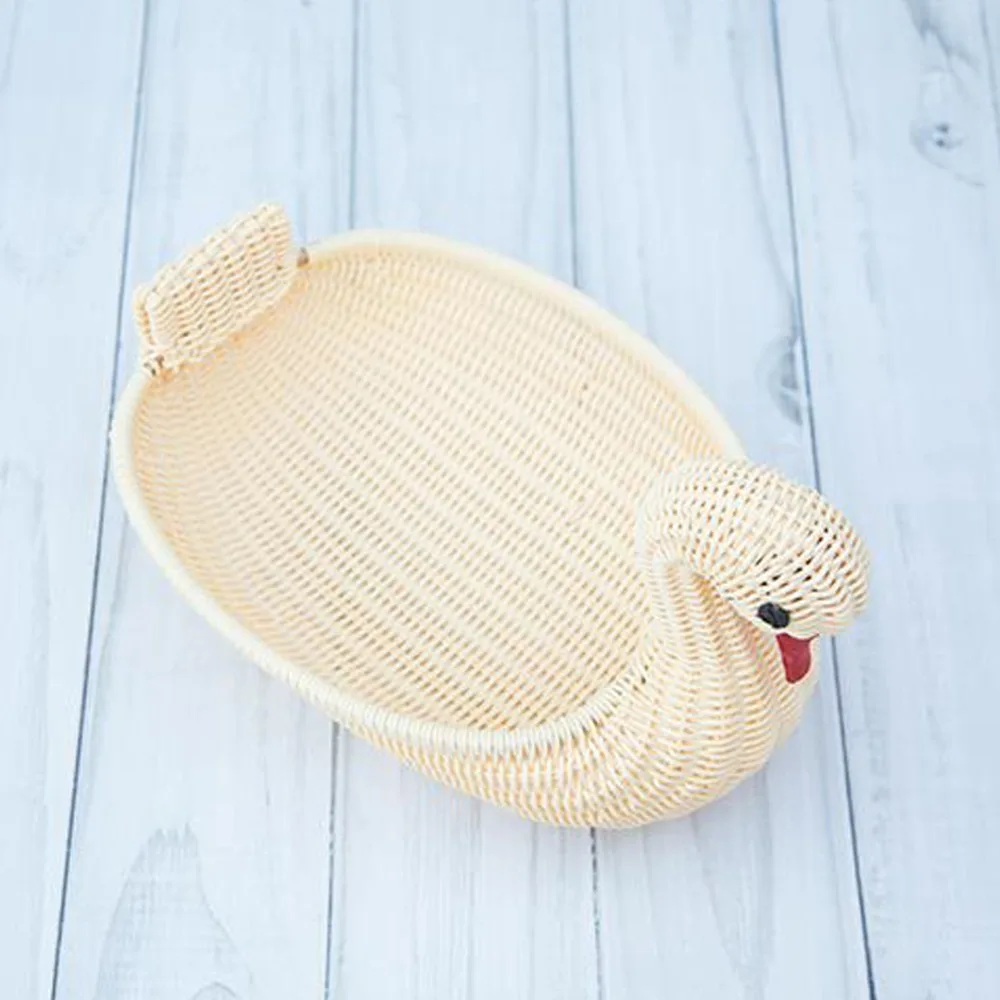 

2018 New Rattan Swan Basket Newborn Photography Props Baby Flokati Photo Shoot Accessories Basket For Studio