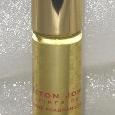 Slatkin & Co. for Bath and Body Works Elton John Fireside Home Fragrance Oil 0.28 fl oz/8.5mL