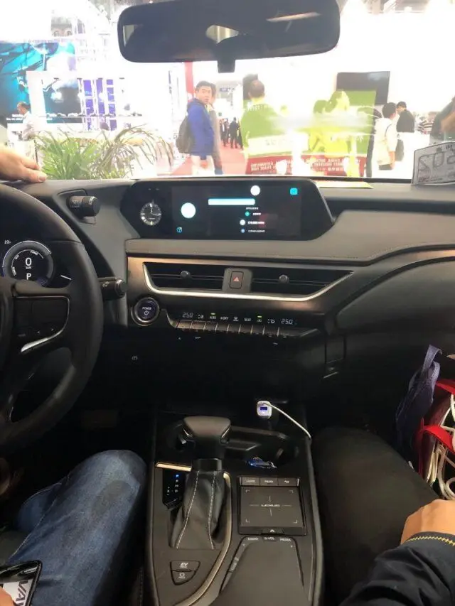 Best Android 7.1 Octa Core Car DVD Multimedia Player For Lexus UX 2019 Navigation 10.25 inch GPS Radio RAM 2G ROM 32G 5