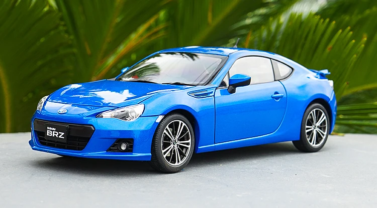 1:18 SUBARU BRZ GT86 усовершенствованная модель автомобиля из сплава литая под давлением металлическая модель игрушечного автомобиля игрушки для мальчиков Коллекция подарков