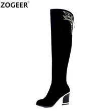 Зимние сапоги до колена; женские модные замшевые высокие сапоги на высоком каблуке; зимние сапоги для женщин; роскошная черная обувь с вышивкой