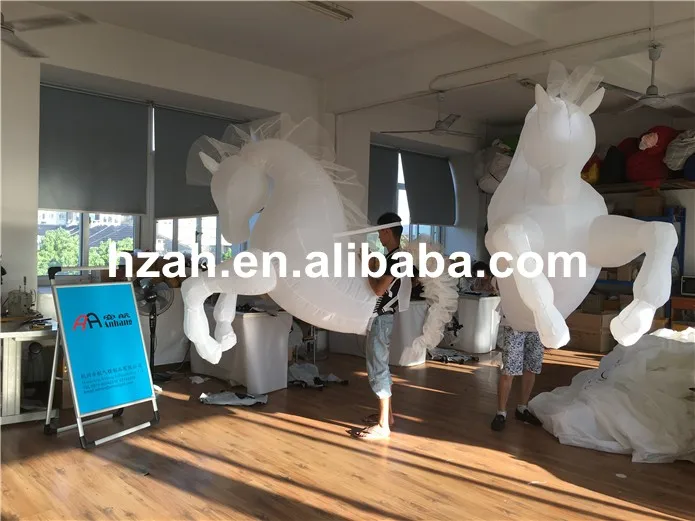 inflatable horse (12)