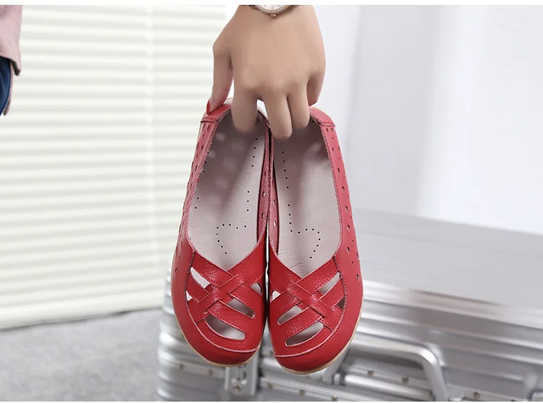 2017 Women's Casual Shoes Genuine Leather Woman Loafers Breathable Summer Shoe Flats with Hollow Out Mother Shoes Big Size 35-44 17