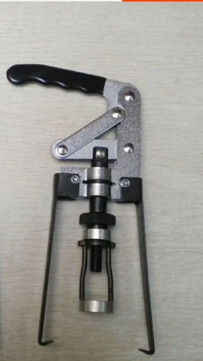 Free removable valve clamp Valve top clamp Valve spring assembly and