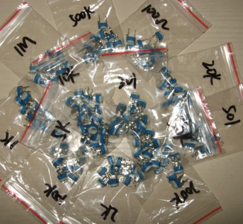 

Trimming Potentiometer RM-065 top adjustment 100ohm-1Mohm RM065 WH06-2 13Type*5pcs=65pcs