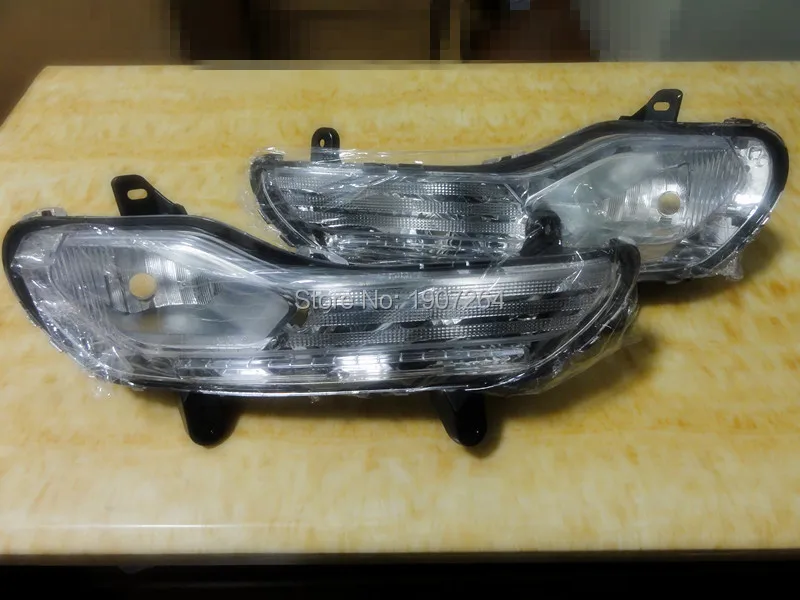 

2Pcs RH + LH Front Bumper Driving Lamps Fog Light without bulbs for For Ford Kuga/Escape 2013-2016