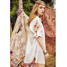 ARTKA Новая летняя Женская BF стильная Цветочная вышивка блузка длинный рукав хлопок и лен рубашка большого размера SA10382C