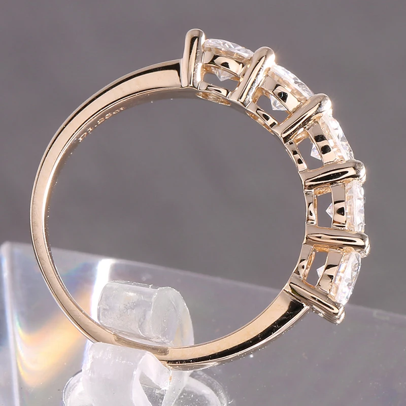 Koop Transgems Solid 14K 585 Geel Goud 1.25CTW 4mm F Kleur Moissanite Diamond Half Eternity Wedding Band Ringen voor vrouwen Sieraden