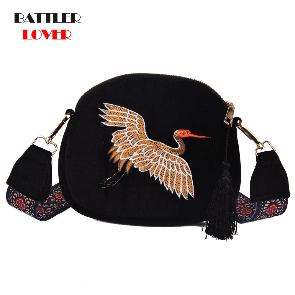 2019 Fashion Vintage Handbag Women Crane Pattern Shoulder Bag Tassel Zipper Bolsa Feminina Velvet Embroidery Crossbody Party Bag