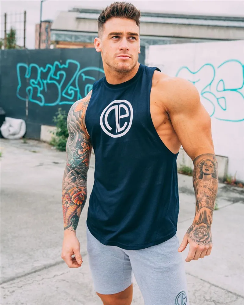 2018 Brand Gyms Clothing Mens tank top vest bodybuilding fitness men tops cotton singlets TShirt Cotton tanks golds men tops 2018 Brand Gyms Clothing Mens tank top vest bodybuilding fitness men tops cotton singlets TShirt Cotton tanks golds men tops