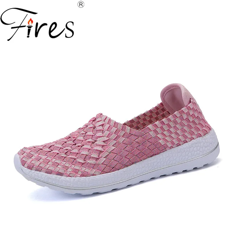 shoes with stretch fabric uppers