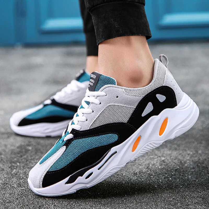 

LAKESHI Men Shoes 2019 Kanye Fashion West Mesh Light Breathable Men Casual Shoes Men Sneakers Zapatos Hombre Vulcanized Shoes