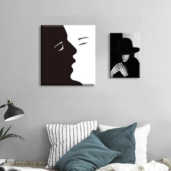 

Nordic Kiss Abstract Decoration Posters And Prints Black and White Wall Art Canvas Painting Wall Pictures For Living Room