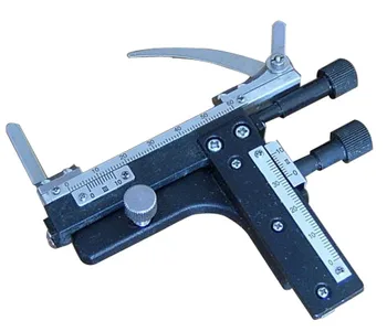 

Free Post Universal Mechanical Movable Stage with X-Y Direction Movement for Compound Biological Microscope with Reading Scale