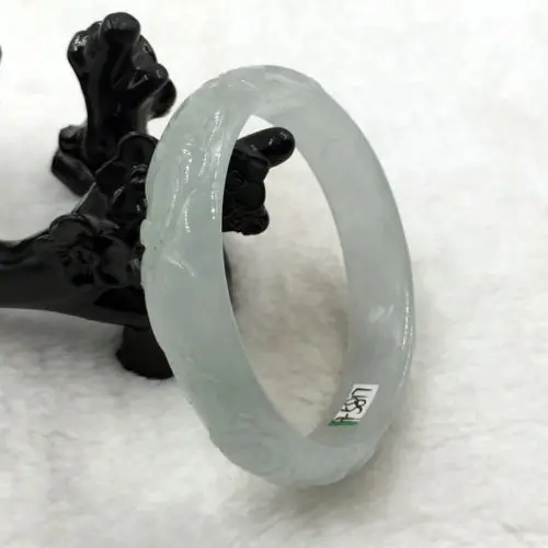 

01692 Vintage Chinese Hand-carved Green Jadeite Jade Gems Bracelet Bangle