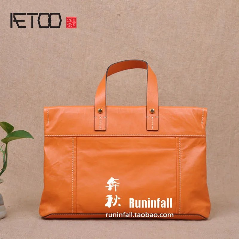 

AETOO Korean version of the women's commute square handbag envelope first layer of leather simple leather folding thin female ba