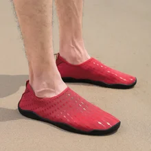 Новая мужская пляжная обувь для плавания, женская летняя Уличная обувь с мягкой подошвой, легкая обувь для плавания, для серфинга, йоги, дышащая обувь